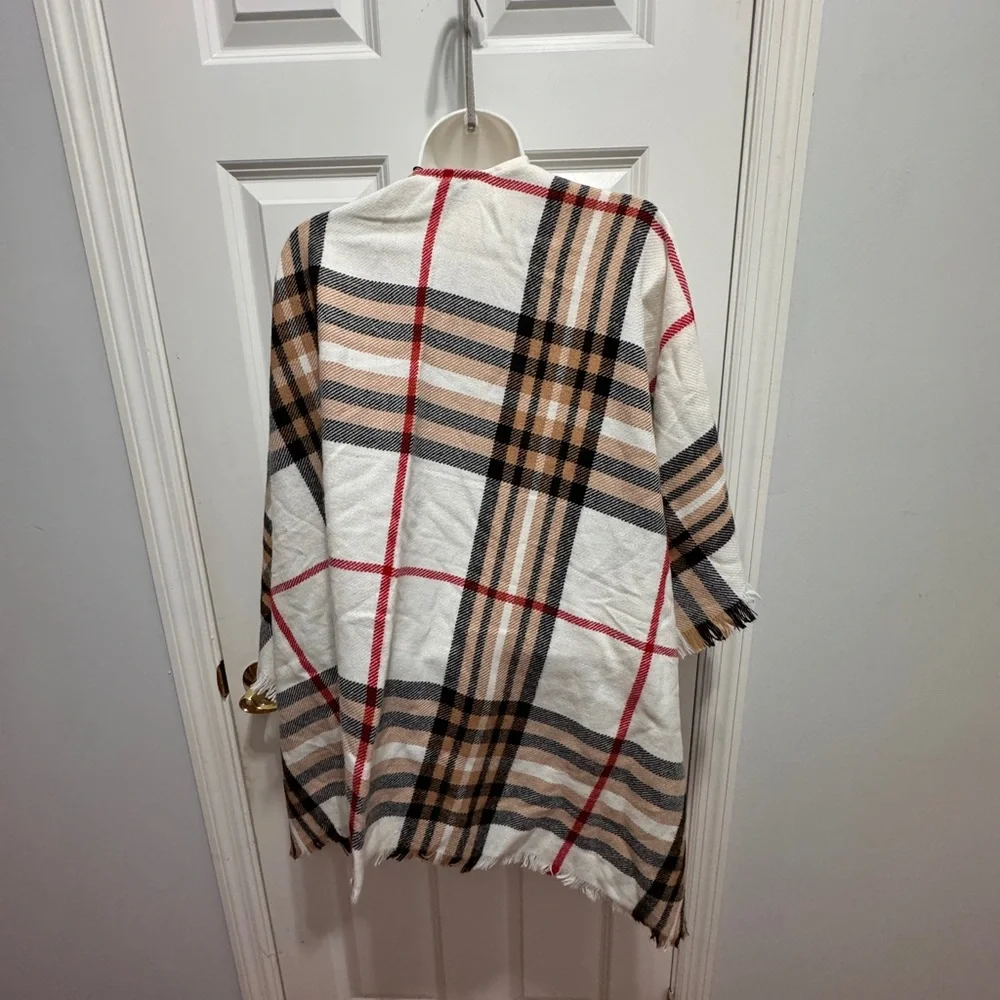 Plaid wrap V. Frass classic cover NWT one size